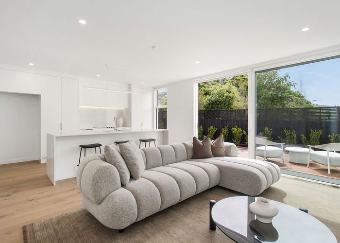  at 196-198 Main Road, Redcliffs, Christchurch City, Canterbury