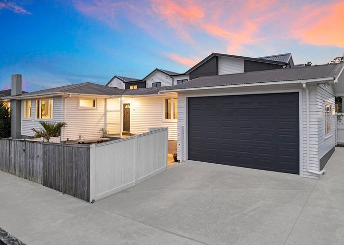  at 17 Union Road, Howick, Manukau City, Auckland