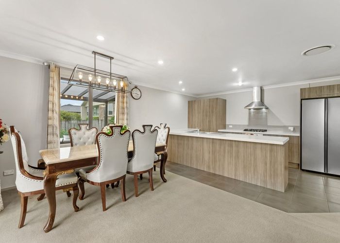  at 8 Ballintoy Park Drive, Welcome Bay, Tauranga, Bay Of Plenty