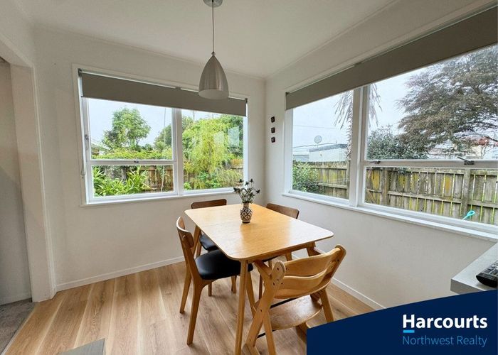  at 20 Edgerton Road, Te Atatu Peninsula, Waitakere City, Auckland