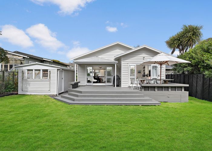  at 15 Harlston Road, Mount Albert, Auckland City, Auckland