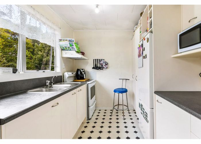  at 23 Contessa Drive, Glenfield, Auckland