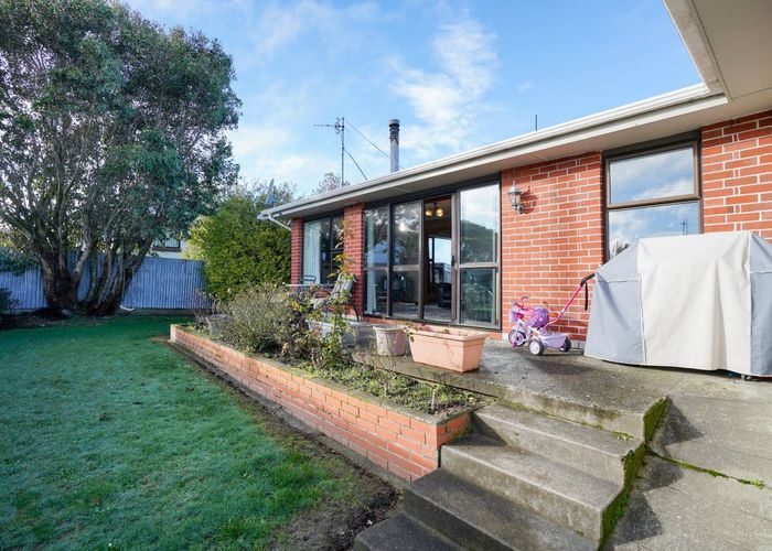  at 30 Wicklow Street, Clifton, Invercargill