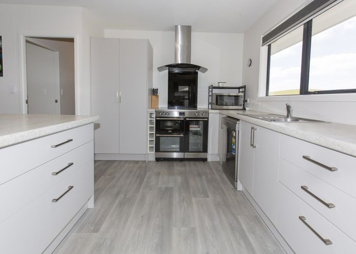  at 7 Sunset Drive, Baylys Beach, Dargaville