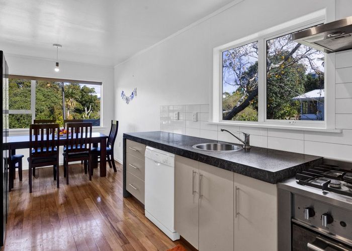  at 3 Elizabeth Place, Ferndale, New Plymouth