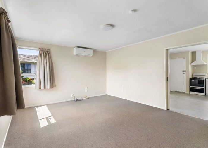  at 52 Coburg Street, Henderson, Auckland, Henderson, Waitakere City, Auckland