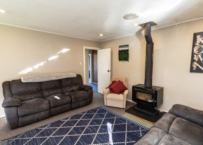  at 1 Tiroiti Grove, Stokes Valley, Lower Hutt