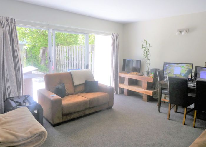  at 2/50 Champion St, St. Albans, Christchurch City, Canterbury