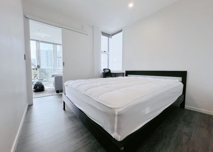  at 5B/8 Scotia Place, Auckland Central, Auckland