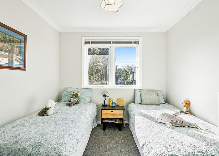  at 8 Molloys Road, Te Marua, Upper Hutt