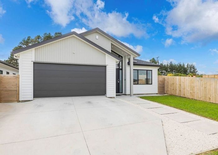  at 26 Paihere Street, Huapai, Kumeu