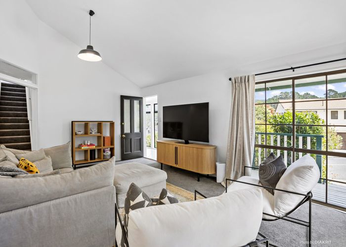  at 48 Percy Dyett Drive, Karori, Wellington