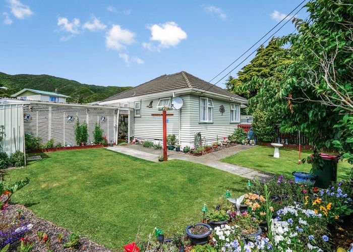  at 124 Wise Street, Wainuiomata, Lower Hutt, Wellington
