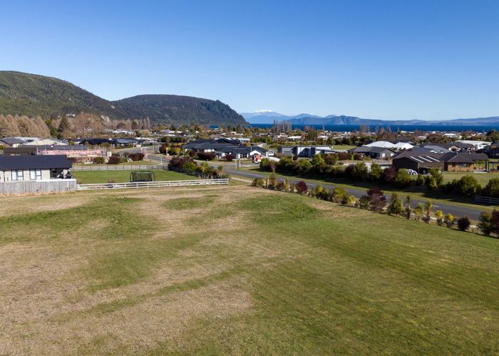  at 6 Ribbonwood Lane, Kinloch, Taupo