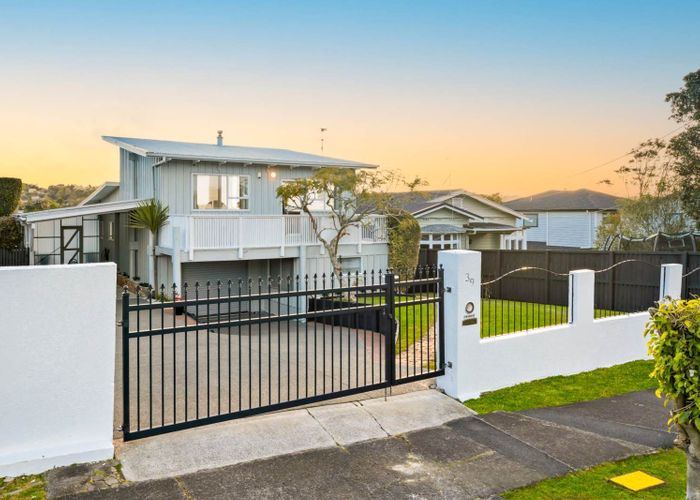  at 39 Willerton Avenue, New Lynn, Waitakere City, Auckland