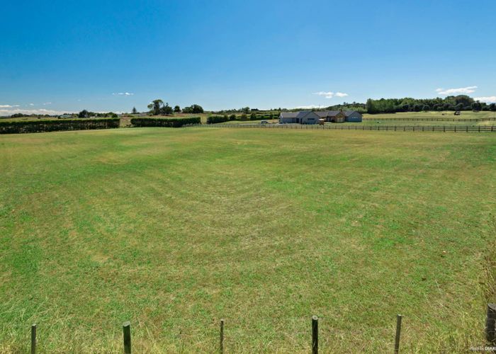  at 26 BIDDICK RD, Karaka, Karaka