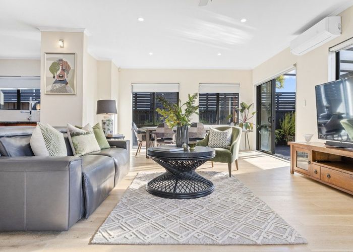  at 18A Hastie Avenue, Mangere Bridge, Auckland