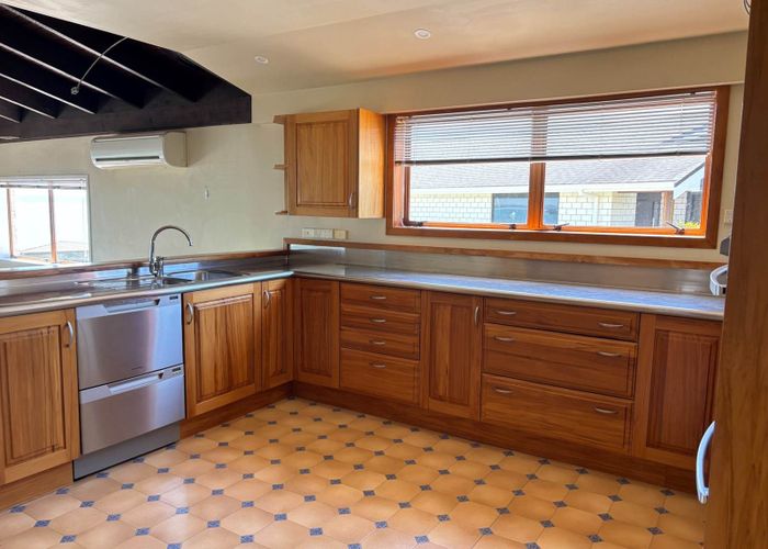  at 72 Craig Road, Maraetai, Manukau City, Auckland