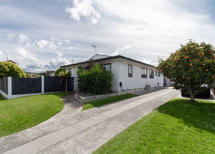  at 40 Glamorgan Avenue, Tamatea, Napier