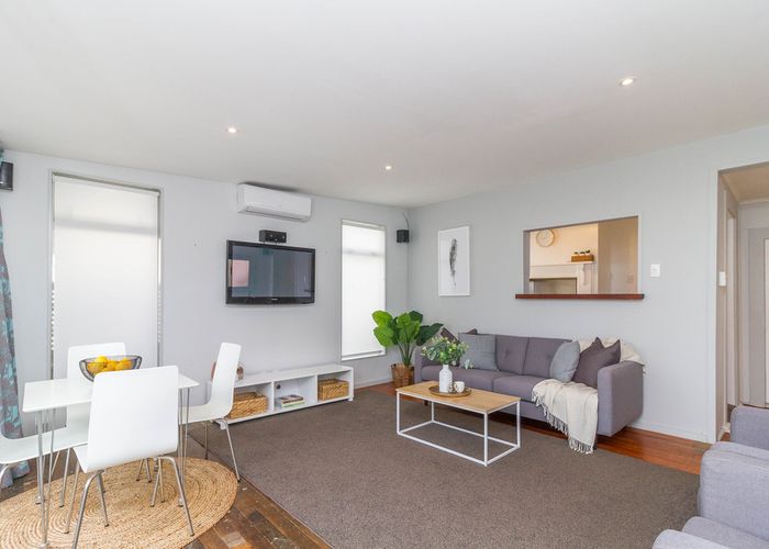  at 6 Bouverie Street, Petone, Lower Hutt