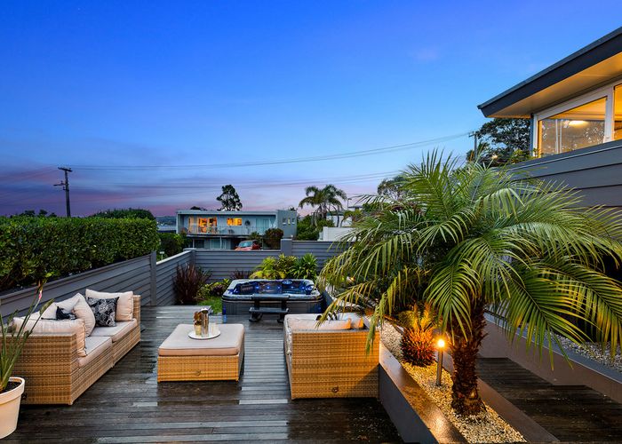  at 1/69 Seaview Road, Castor Bay, Auckland