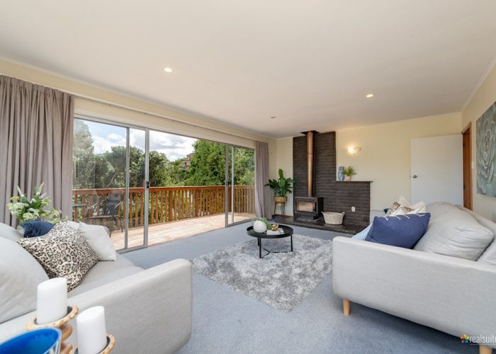  at 12 Castle Crescent, Stokes Valley, Lower Hutt, Wellington