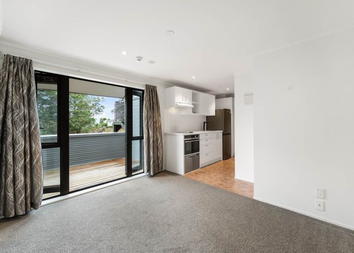  at 17A/30 Westward Ho, Glen Eden, Waitakere City, Auckland