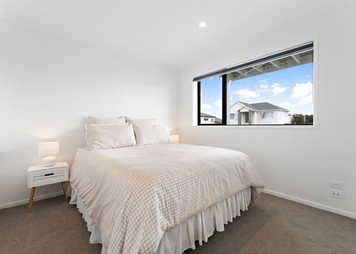  at 27/1 Scott Road, Hobsonville, Waitakere City, Auckland