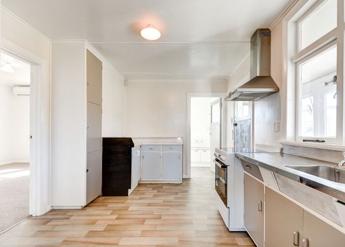  at 18 Cornfoot Street, Castlecliff, Whanganui, Manawatu / Whanganui