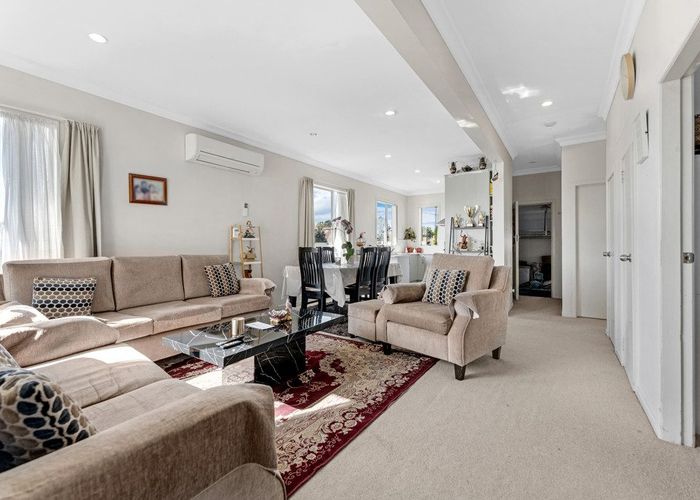  at 21 Kautami Avenue, Papatoetoe, Manukau City, Auckland