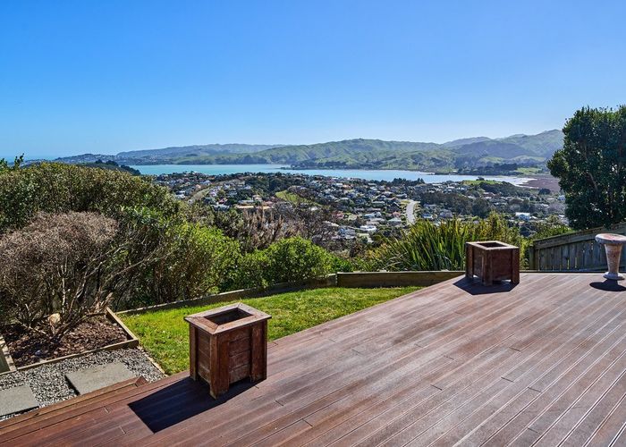  at 107 Endeavour Drive, Whitby, Porirua, Wellington