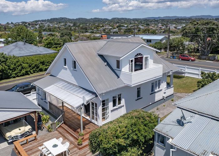  at 86 Astley Avenue, New Lynn, Auckland