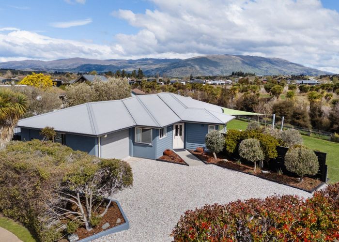  at 17 Hunt Place, Albert Town, Wanaka, Otago