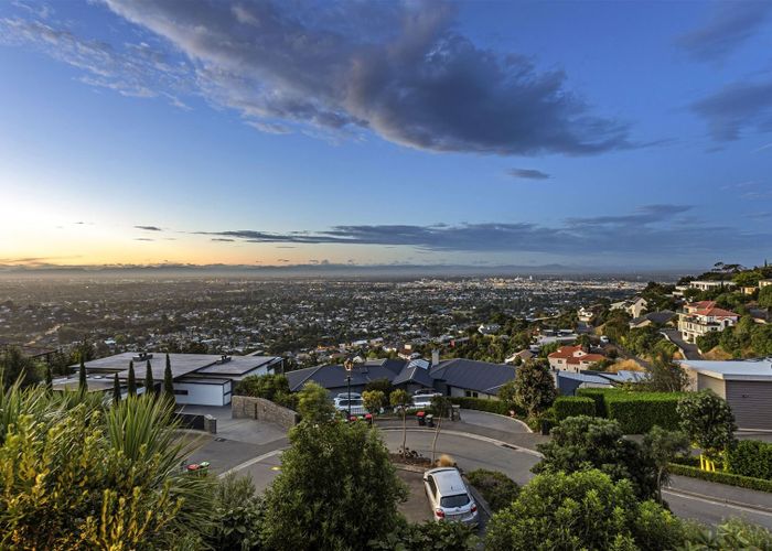  at 9 Roystone Way, Huntsbury, Christchurch