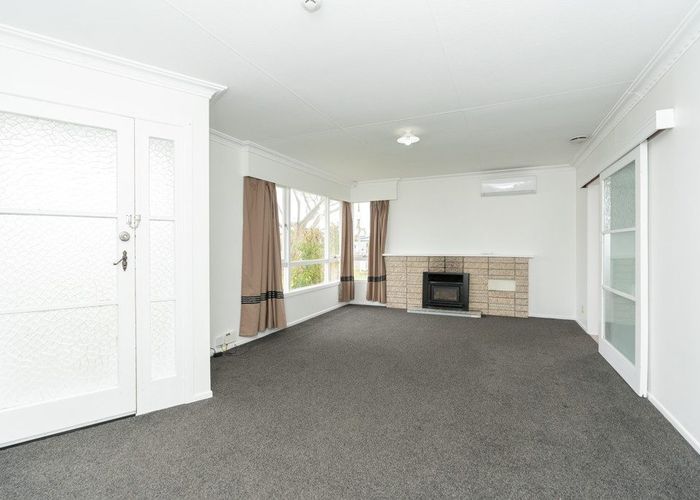  at 77 Collins Road, Melville, Hamilton
