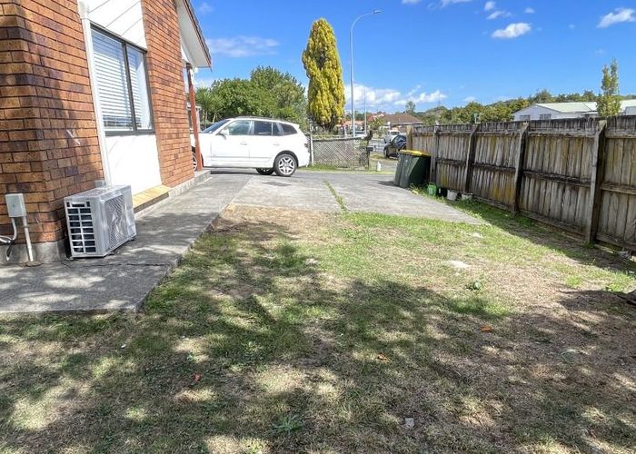  at 58 Aviemore Drive, Highland Park, Auckland