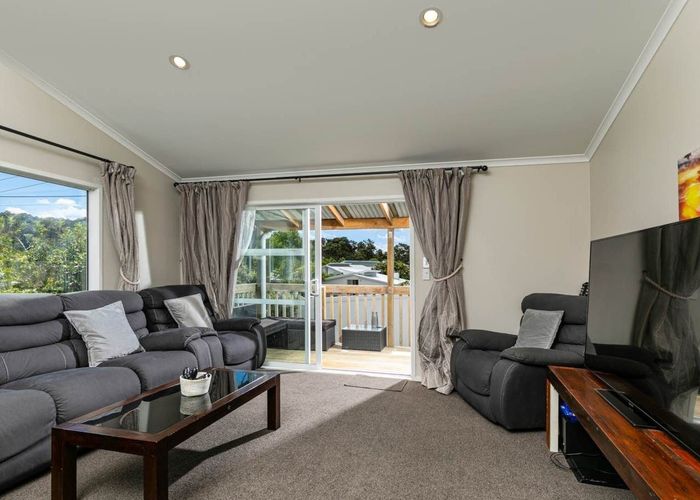  at 187 Greenhithe Road, Greenhithe, Auckland