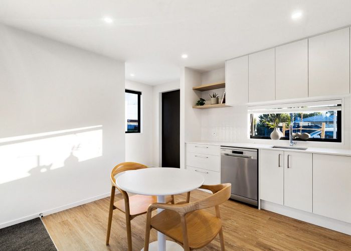  at 2/109 Taikata Road, Te Atatu Peninsula, Waitakere City, Auckland
