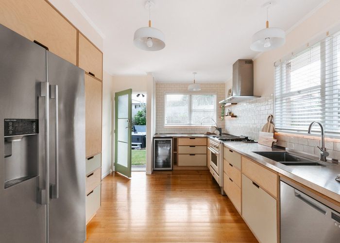 at 33 Chadwick Road, Greerton, Tauranga