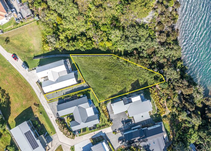  at 3 Wendy Hood Way, Snells Beach, Rodney, Auckland