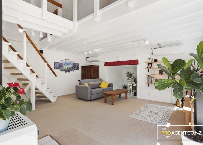  at 120 Laingholm Drive, Laingholm, Auckland