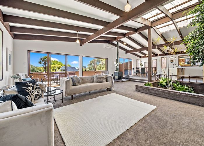  at 77 Muir Avenue, Mangere Bridge, Auckland
