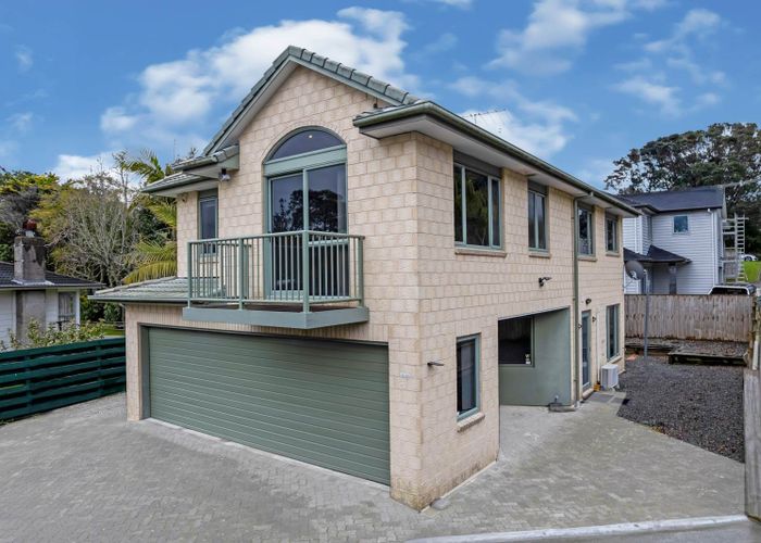  at 2/55 Normanton Street, Glenfield, North Shore City, Auckland