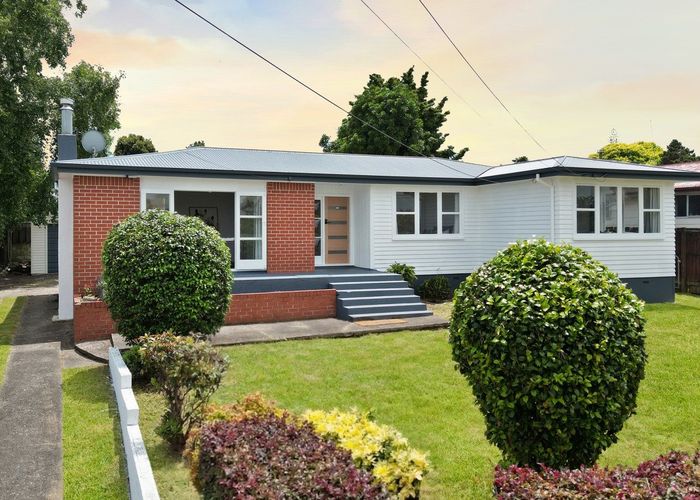  at 13 Minifie Avenue, Melville, Hamilton