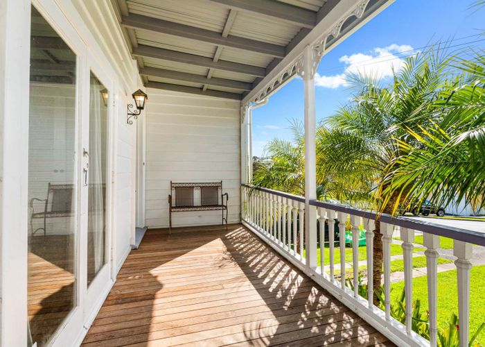  at 42 Richmond Avenue, Northcote Point, Auckland