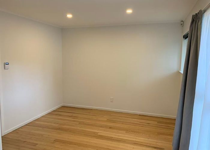  at 1/30 Chesterfield Avenue, Glendowie, Auckland City, Auckland