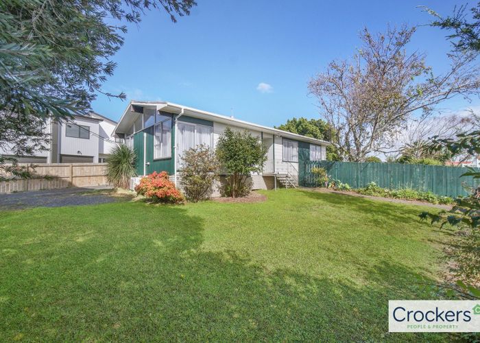  at 2 Tuna Place, Manurewa, Manukau City, Auckland