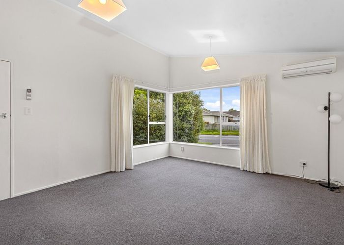  at 1 Ian Place, Bishopdale, Christchurch
