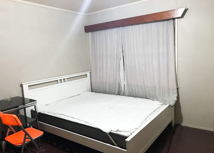  at 2/9 Oxford Road, Manurewa, Manukau City, Auckland