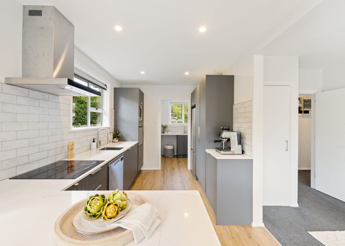  at 3 Sealy Place, Bryndwr, Christchurch City, Canterbury